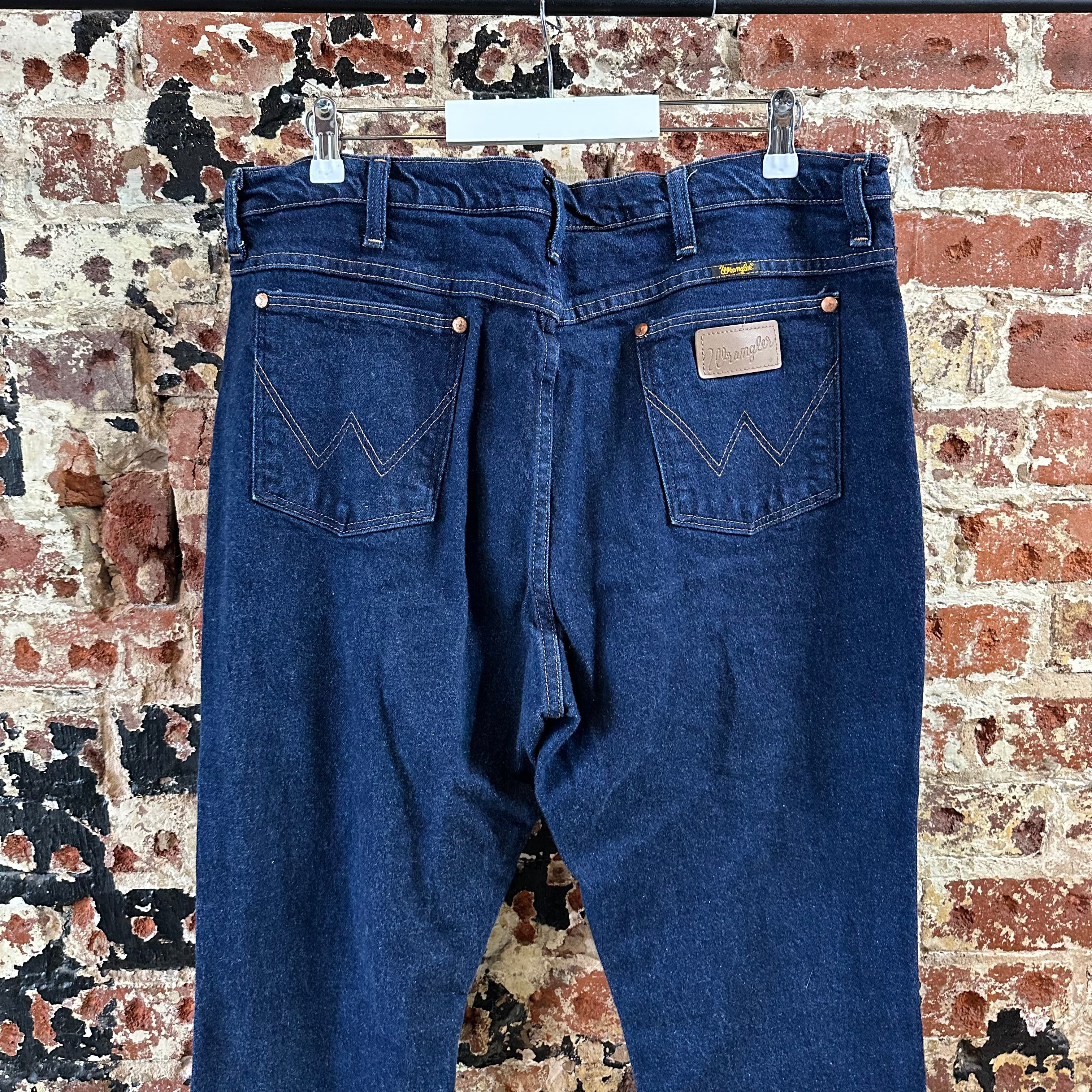 Wrangler Mens 38x32 Blue Jeans