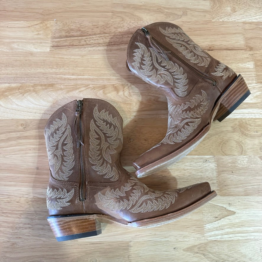 ARIAT Women's Cate Shades of Grain Leather Boot Size 8 B Brown EUC