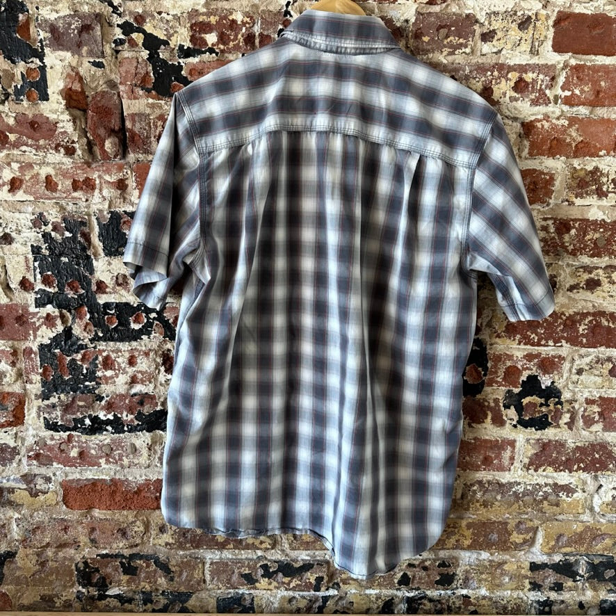 Carhartt Mens Medium Button Up