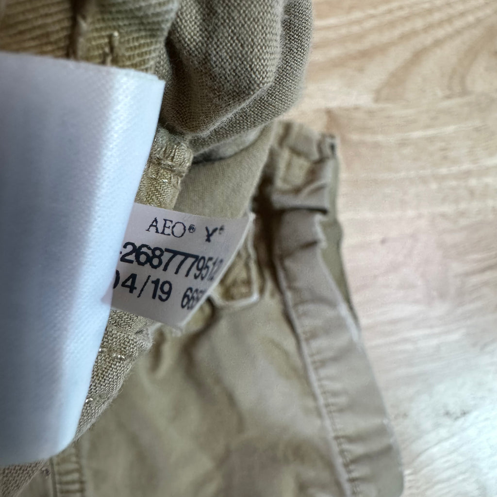 American Eagle Outfitters Classic Cargo Shorts Mens 31 Tan 9.5" inseam