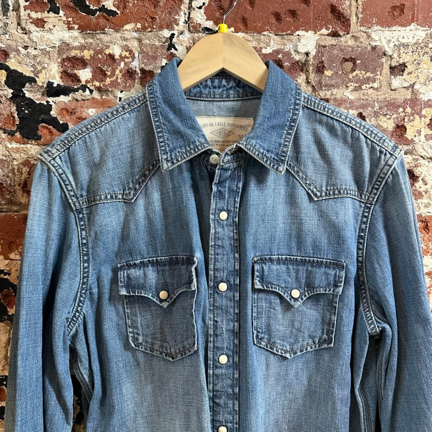 American Eagle Mens Medium Jean Shirt