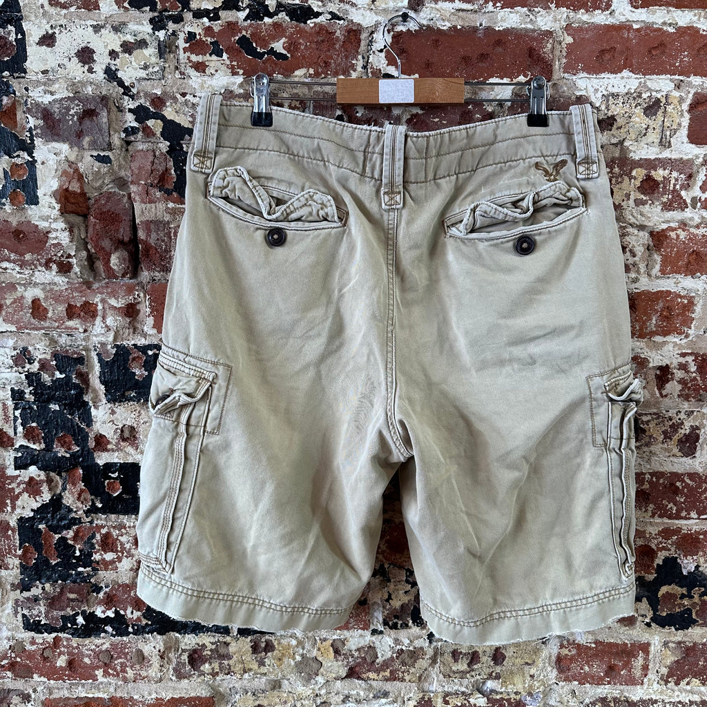 American Eagle Outfitters Classic Cargo Shorts Mens 34 Tan 10.5" inseam