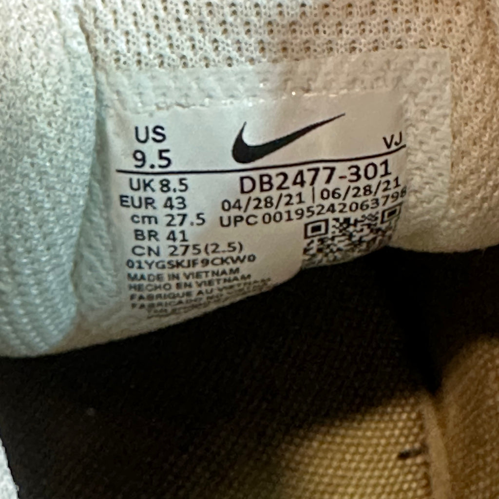 Nike Mens 9.5 Green Sneakers