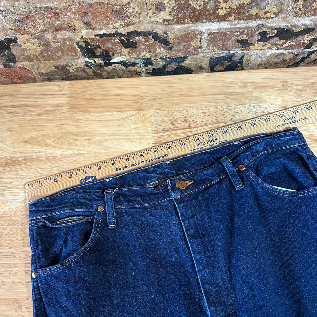 Wrangler Mens 38x32 Blue Jeans