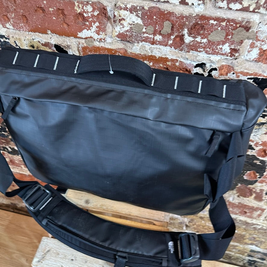 North Face Base Camp Black Messenger Bag NEW