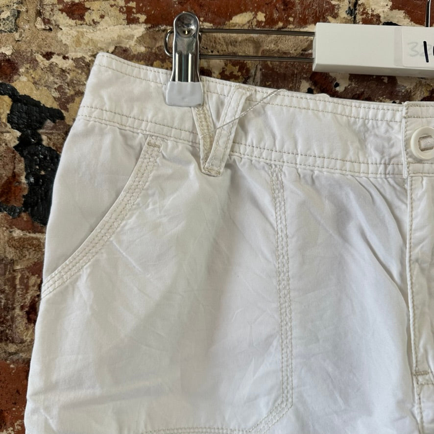 Columbia Womens 10 White Shorts