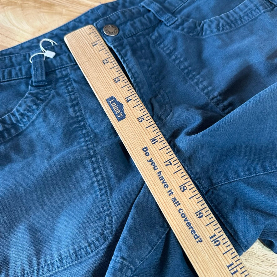 North Face Women's 6 Blue Shorts