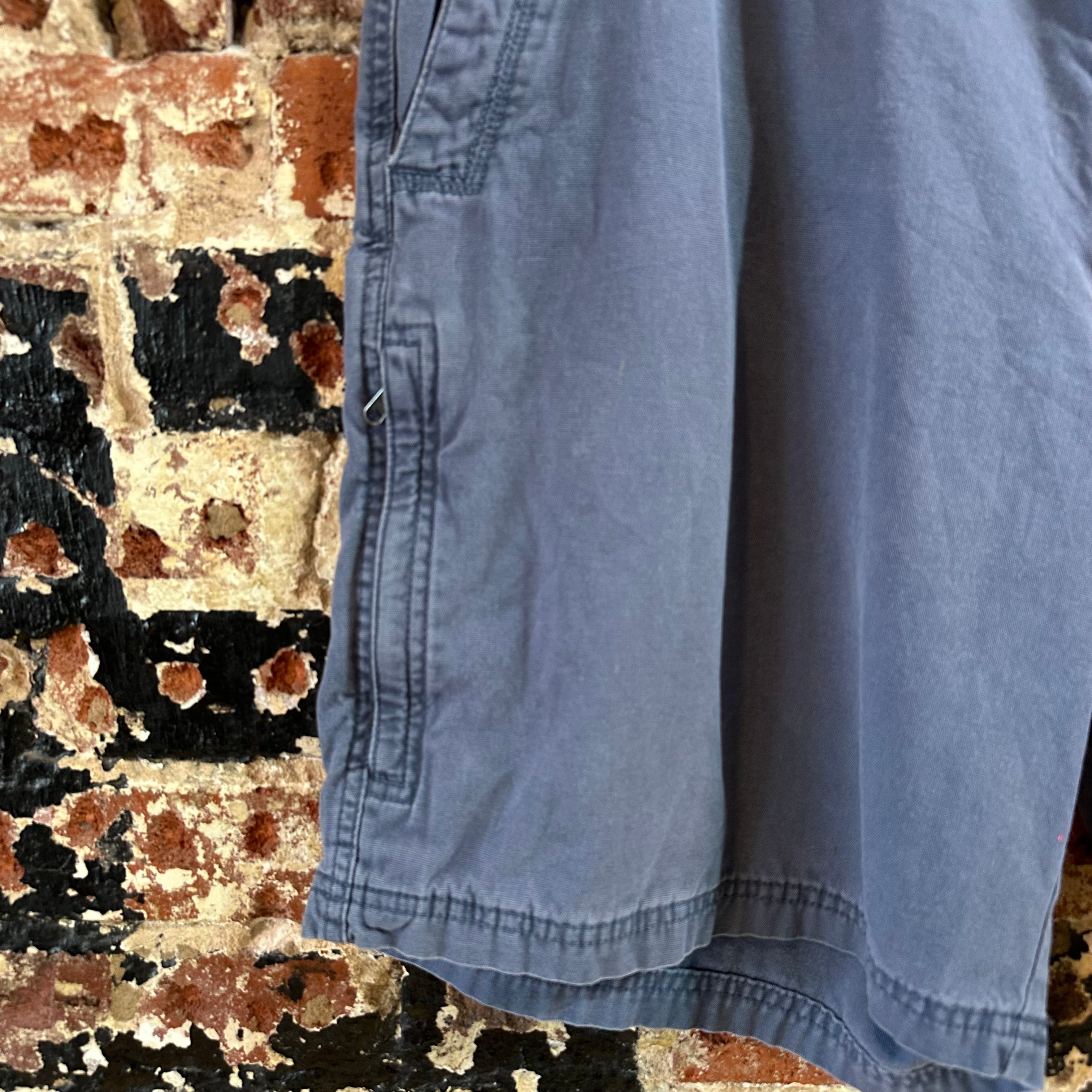 Columbia Blue Shorts Mens 38