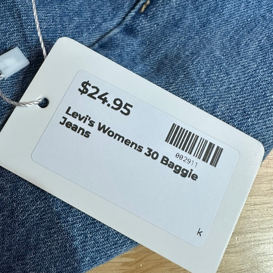 Levi's Womens 30 Low Pro Straight Jeans