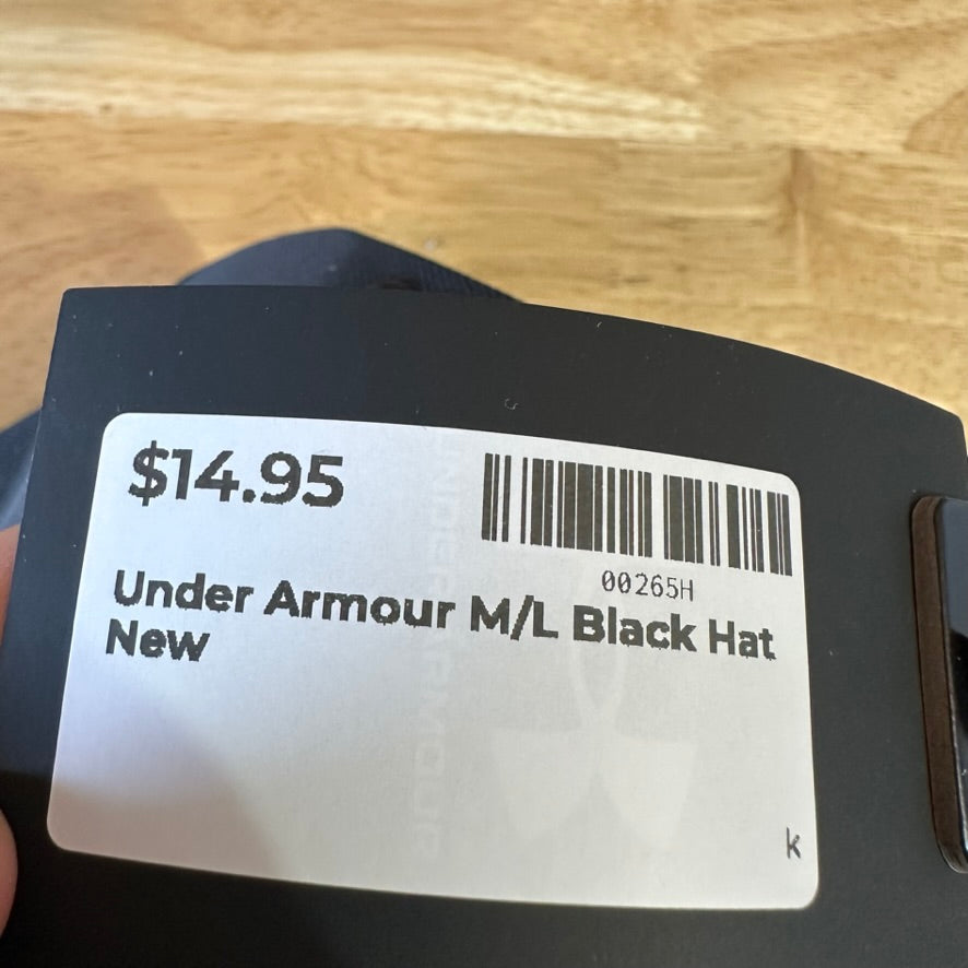 Under Armour UA Men's Black w/black logo Classic Fit M/L Cap Hat NWT