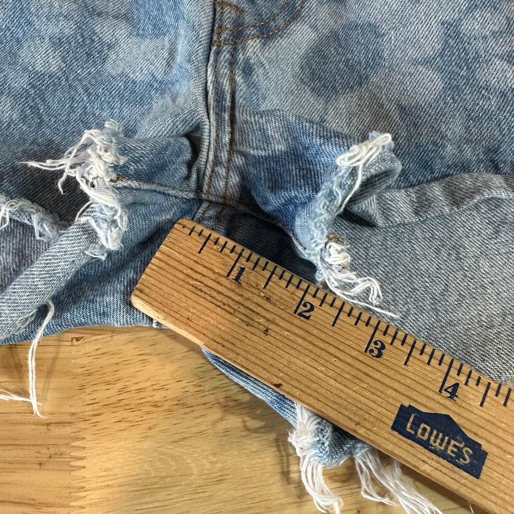 Levi's Cut Off Denim Jean Shorts Womens 32