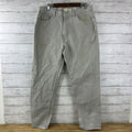 VTG Levi's 550 Jeans Mens 38x34 Gray Cotton Denim Relaxed Fit USA (36x31.5)