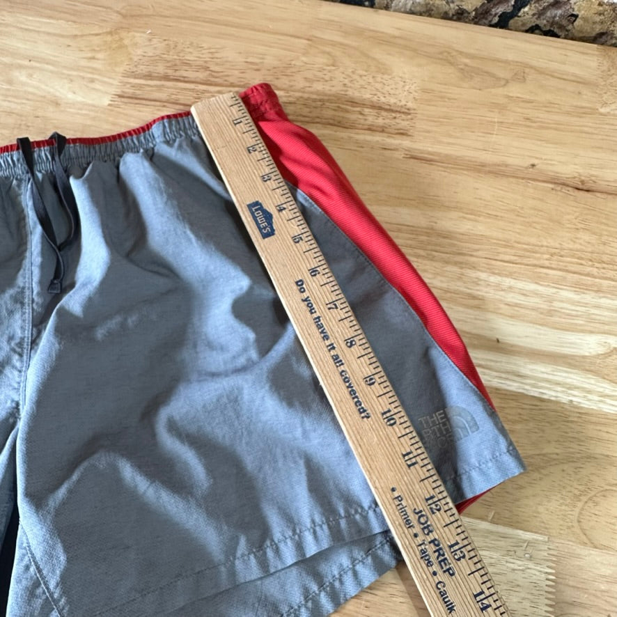 North Face Shorts Mens Small