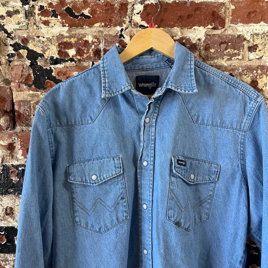 Wrangler Mens Large Button Up
