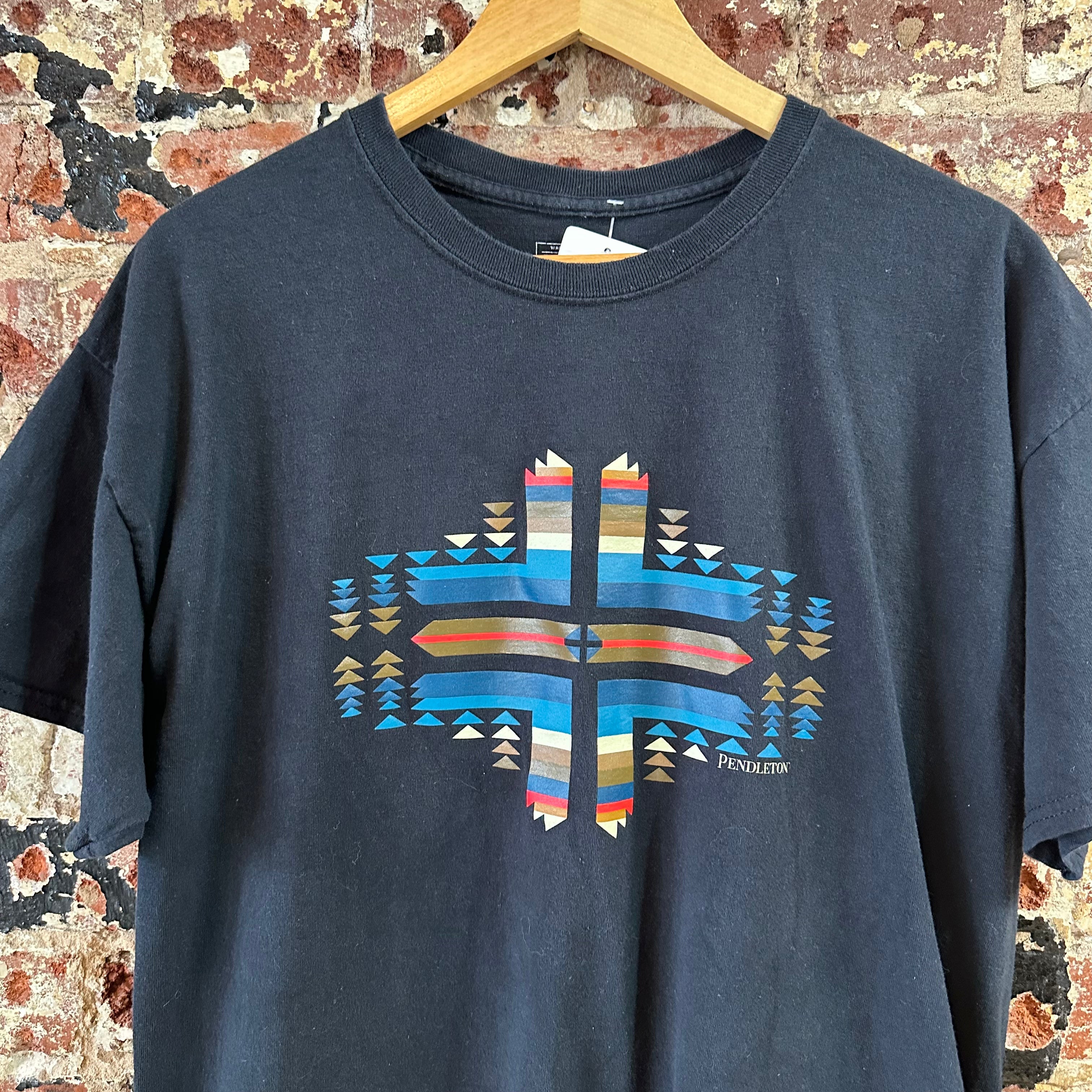 Pendleton Large Black S/S T-Shirt
