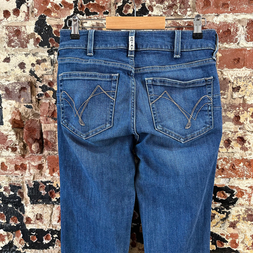 Ariat Womens 27L Straight Jeans