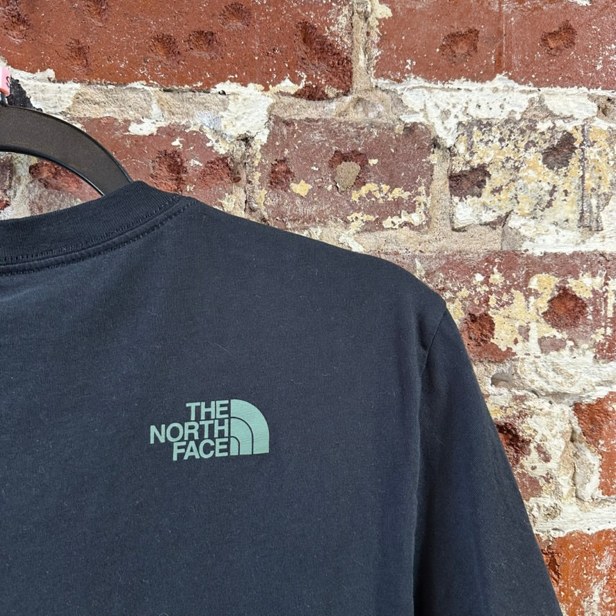 North Face Mens Small S/S T-Shirt