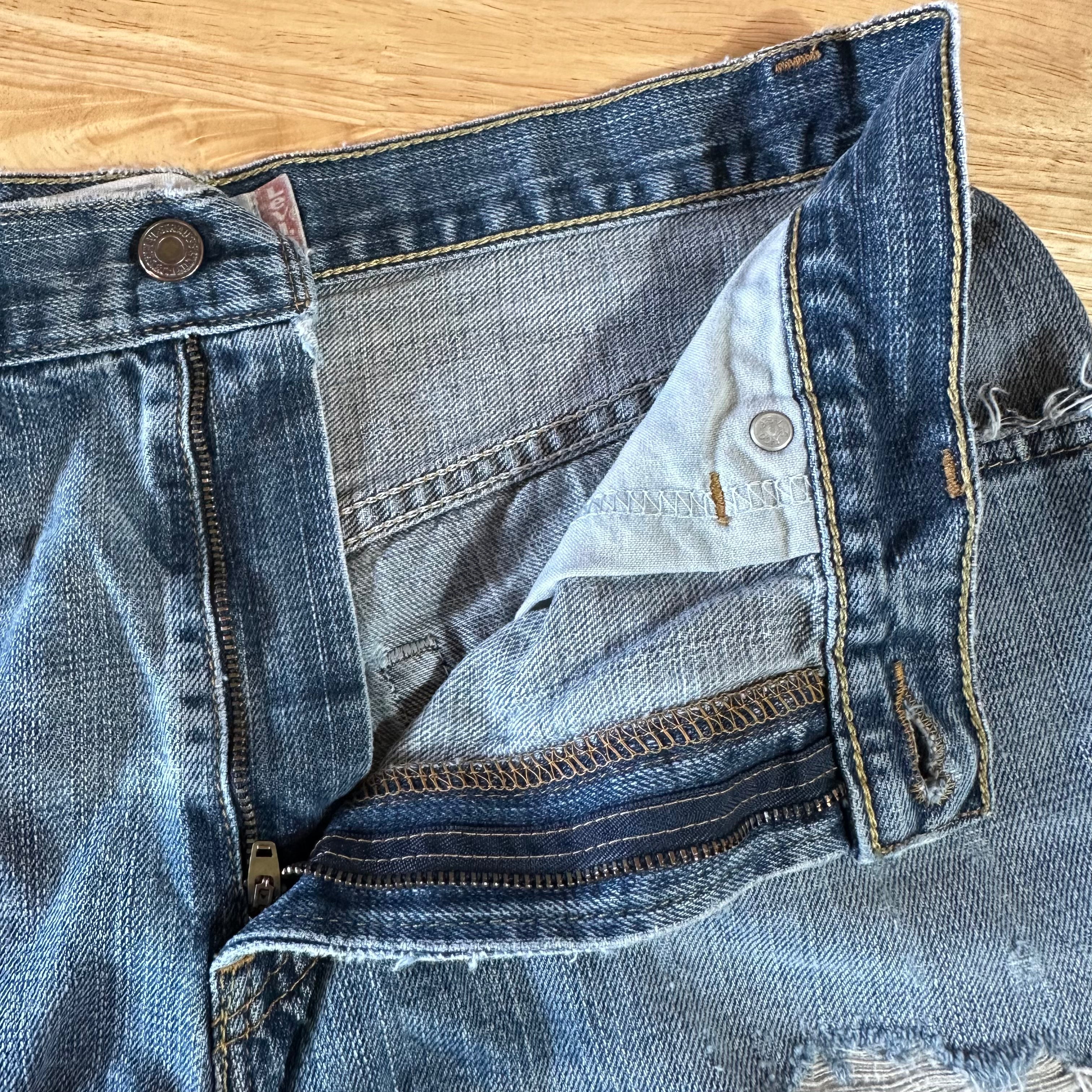 Levi's Cut off Jean Shorts Womens 33