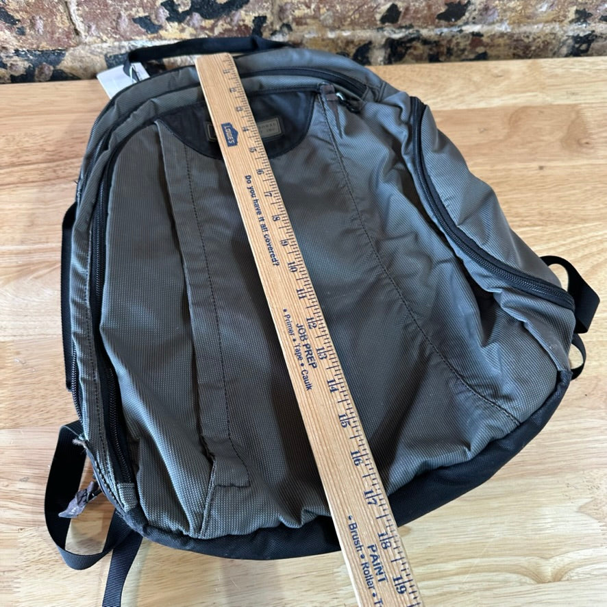 REI Hiking Backpack Black Gray Laptop Daypack Trail Bag Unisex Business