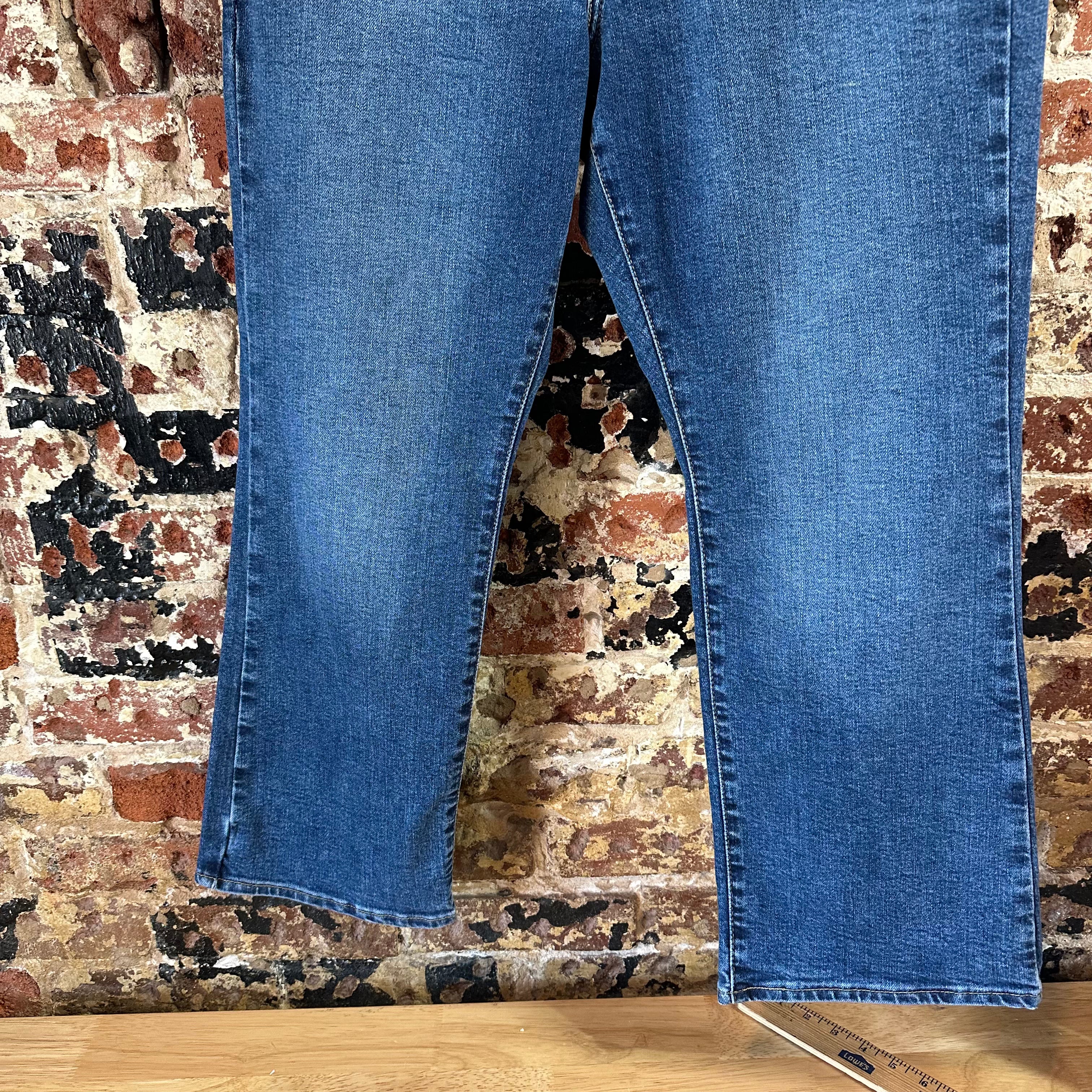 Levi's Womens 31 Kick Bootcut Jeans