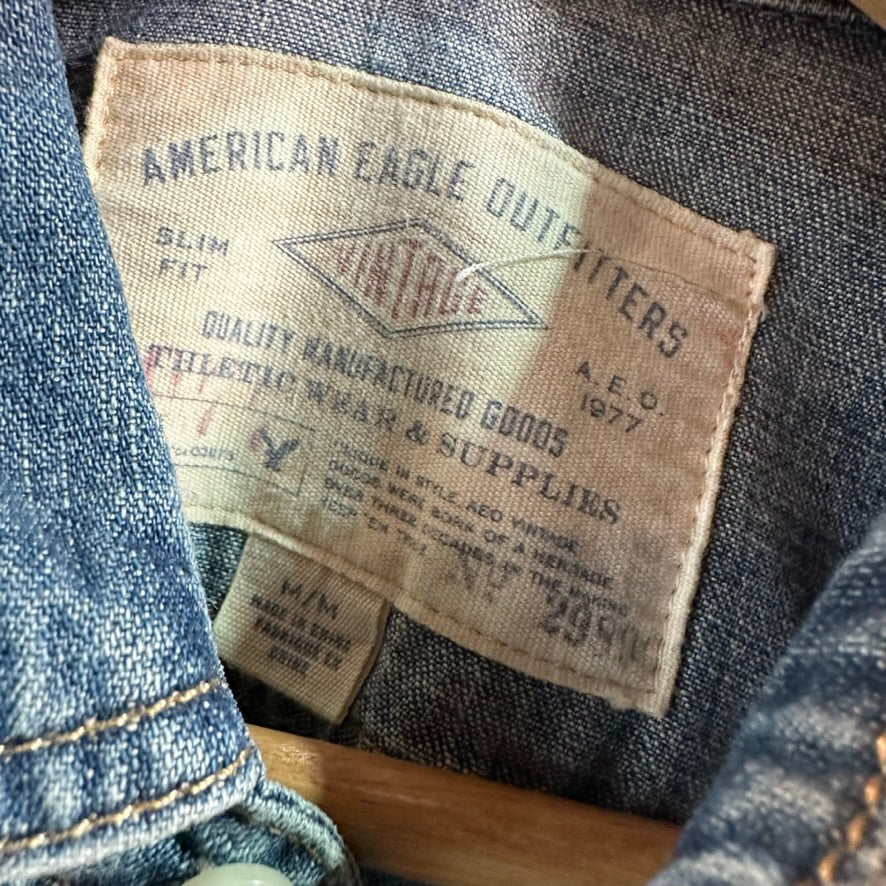 American Eagle Mens Medium Jean Shirt
