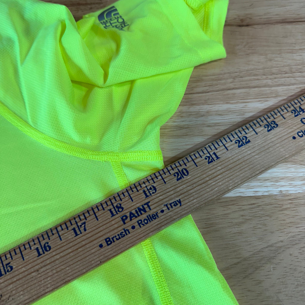 North Face Small S/S Green T-Shirt