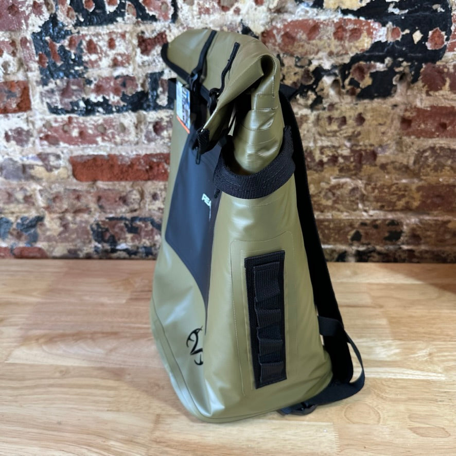 Realtree Trail Blazer Cooler Backpack NEW