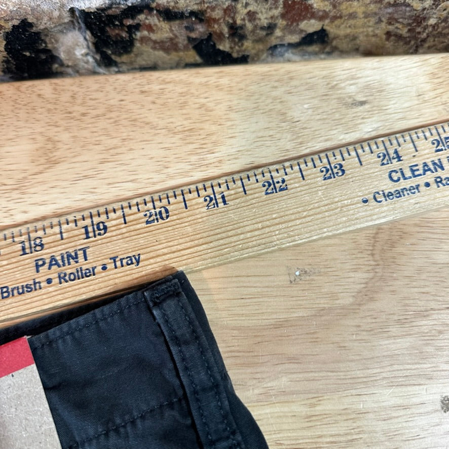Levi's Shorts Mens 38 Cargo Black Hiking Camping Levis NEW