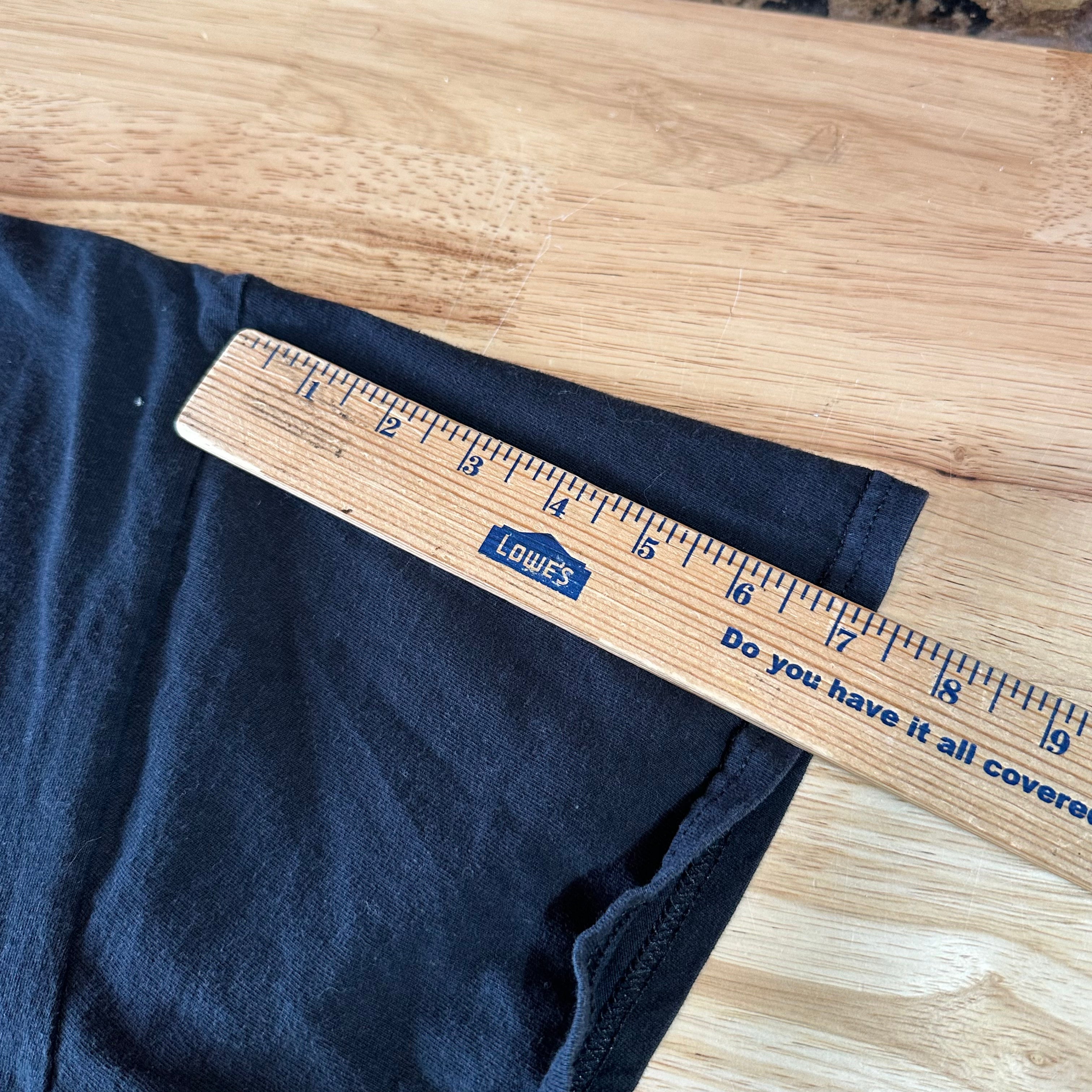 Garth Medium S/S Black T-Shirt