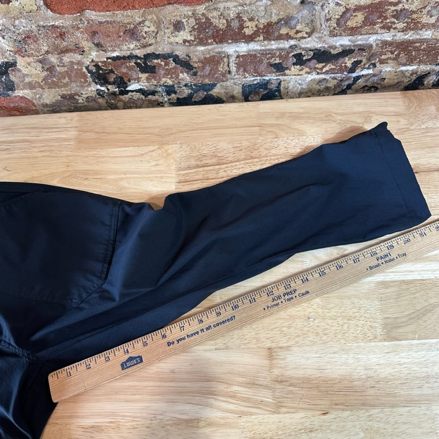 Columbia Womens 8 Black Capris