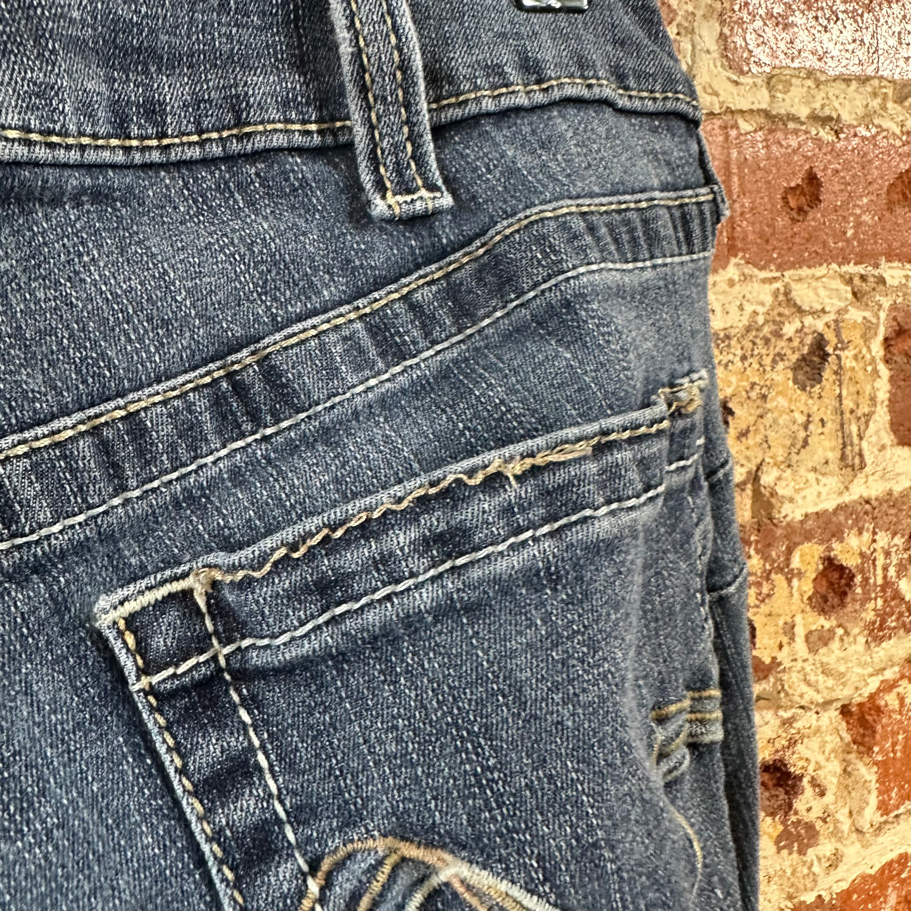 Ariat Womens 32L Straight Jeans