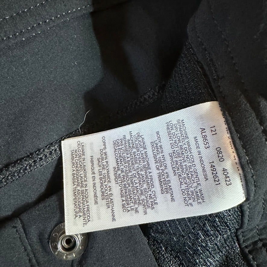 Columbia Womens 4 Black Capris