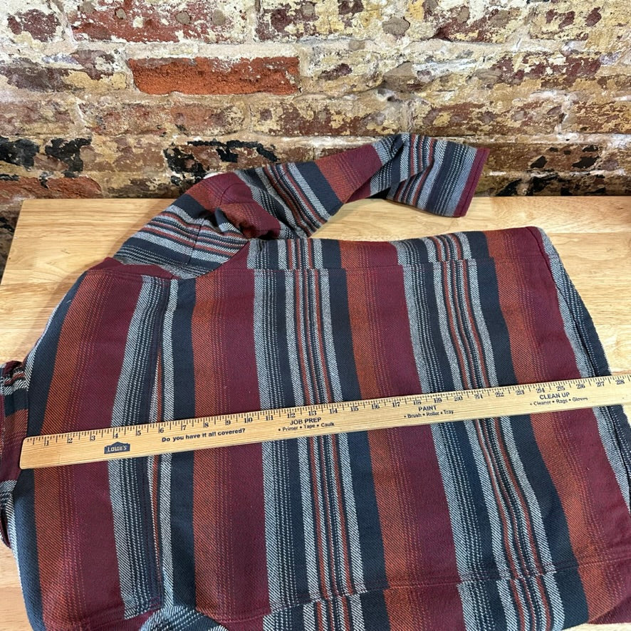 American Eagle Button Up Shirt Mens Medium