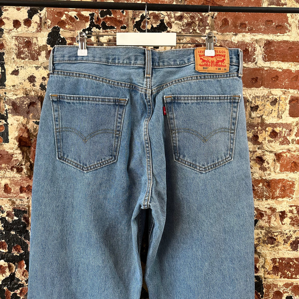 Levi's 550 Mens 36x36 Jeans