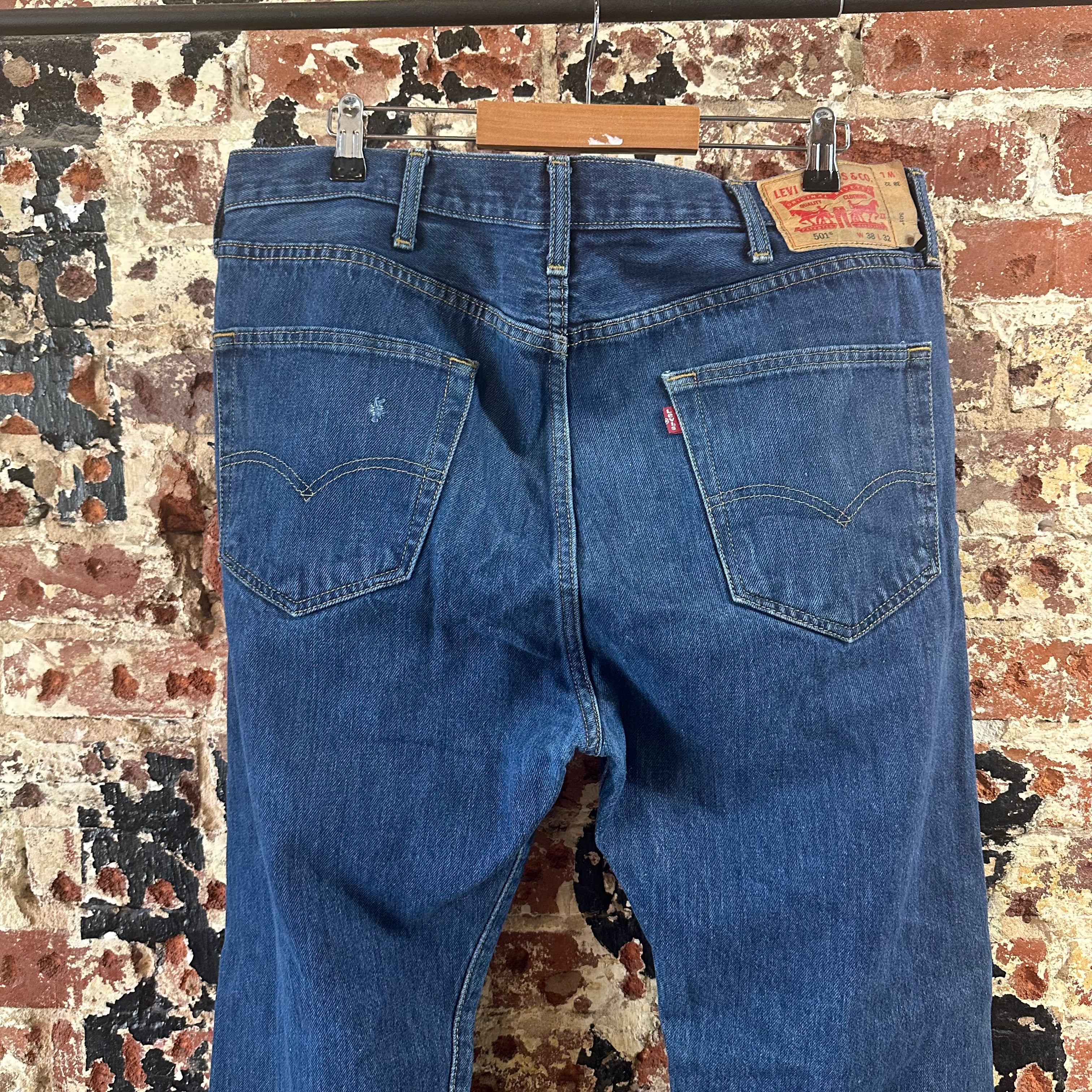 Levi's 501 Mens 38x32 Blue Jeans