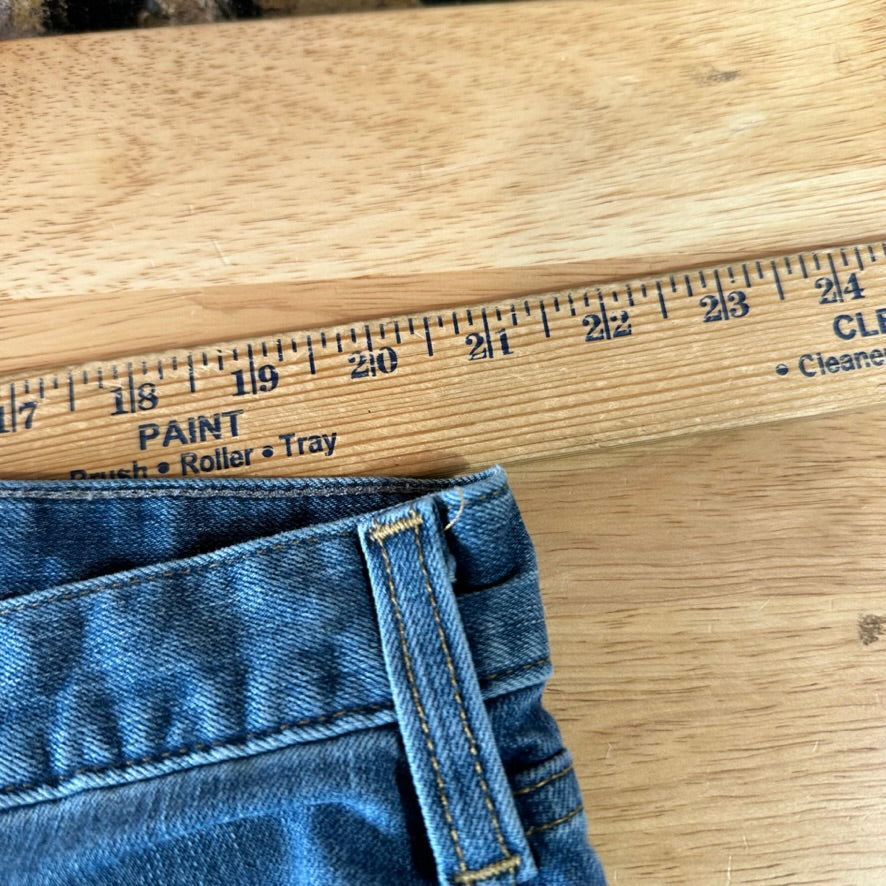 Carhartt Mens 42x32 Blue Jeans