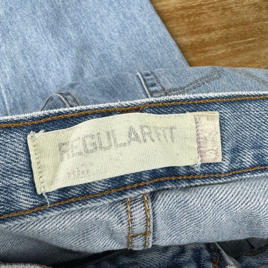 Levis 505 Jeans Mens 38x32 Regular Zip fly (measures 37x30) Blue denim Levi's