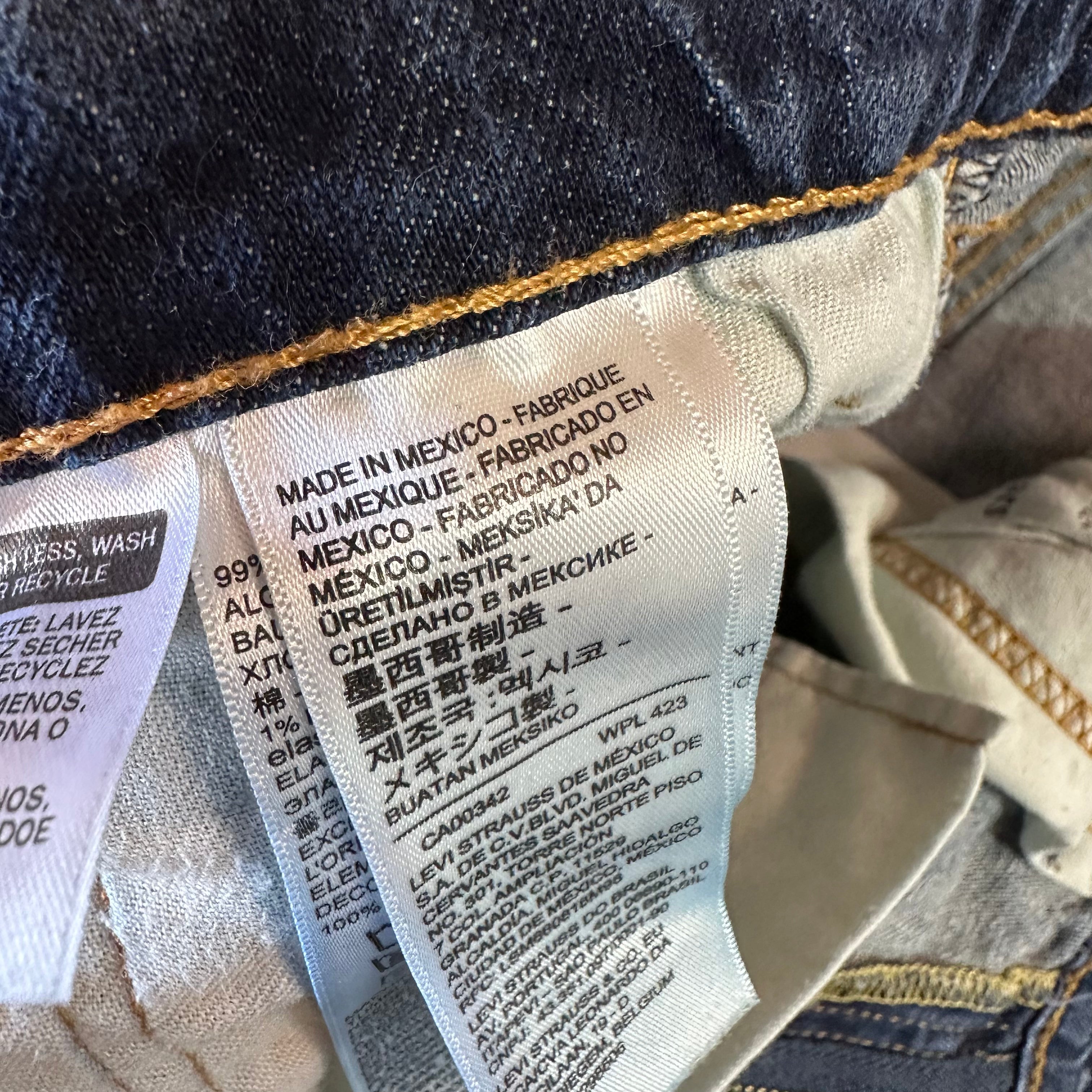 Levis 505 Mens 36x29 Blue Jeans