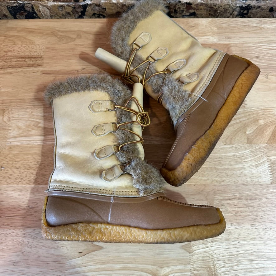 Sorel Nanook Snow Boots Woman's Winter Boot Tan Size 9