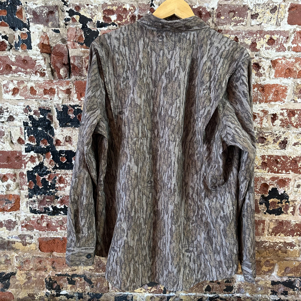 Magellan Womens 2XL L/S Camo Button Up