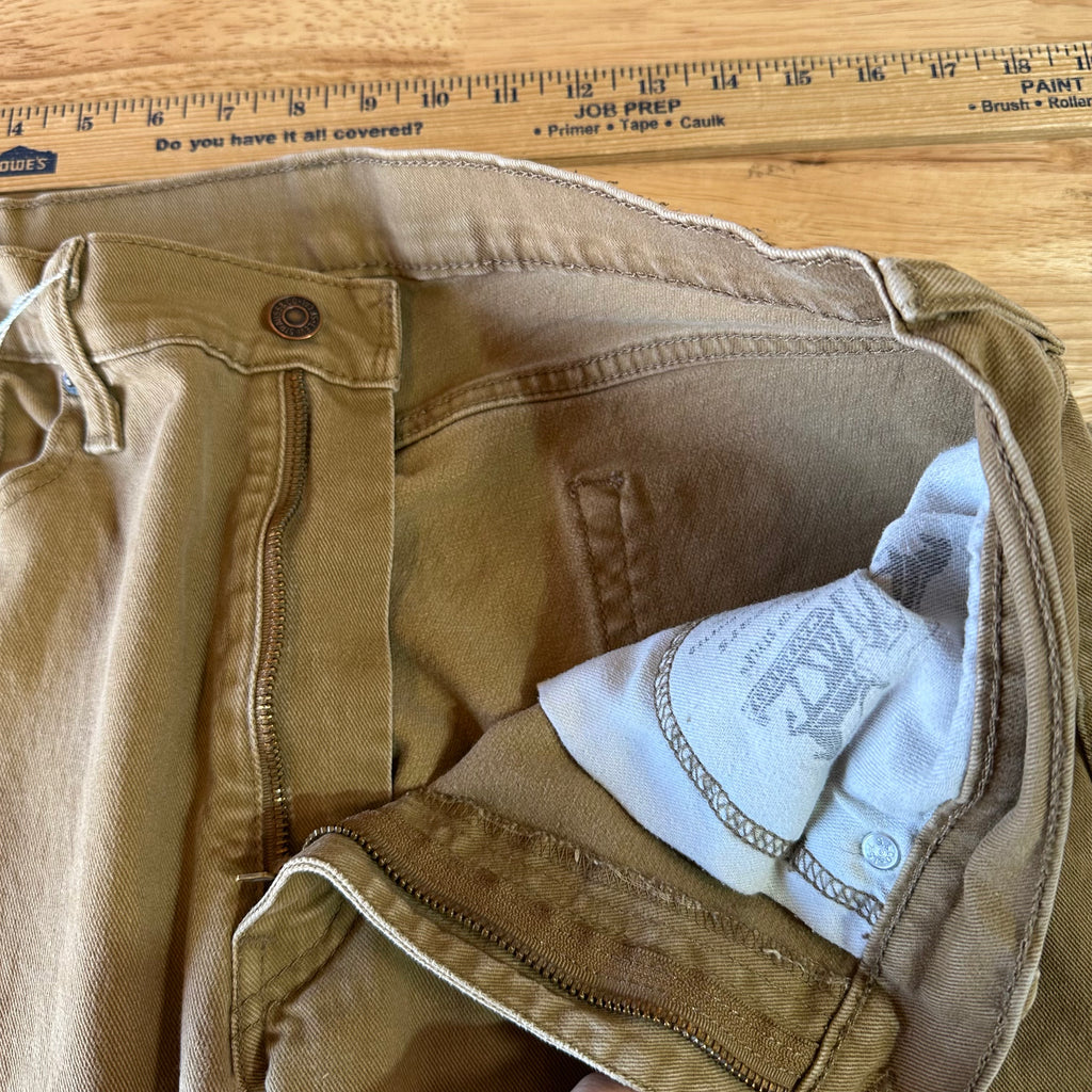 Levis 513 Jeans Mens 34x30 Brown Tan Slim Straight Leg Denim (measures 35x28.5)