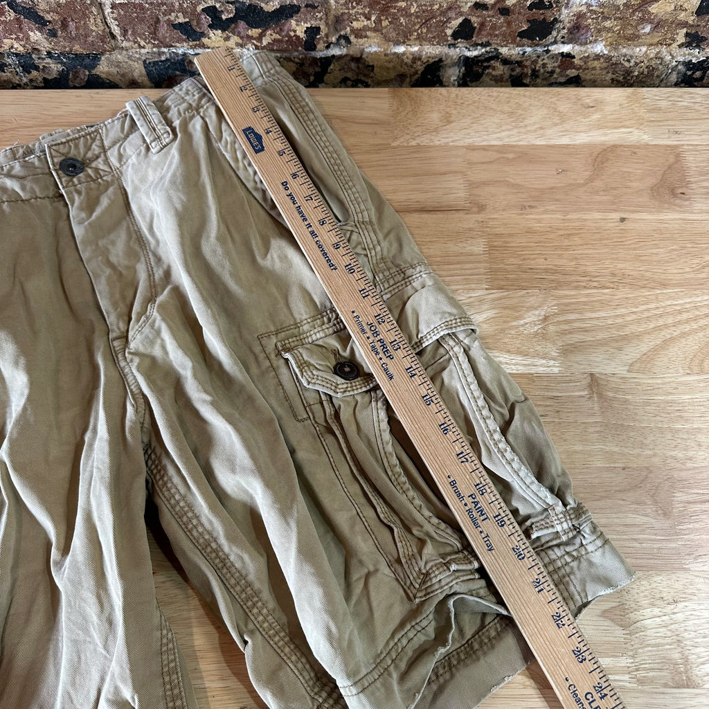 American Eagle Outfitters Classic Cargo Shorts Mens 34 Tan 11" inseam