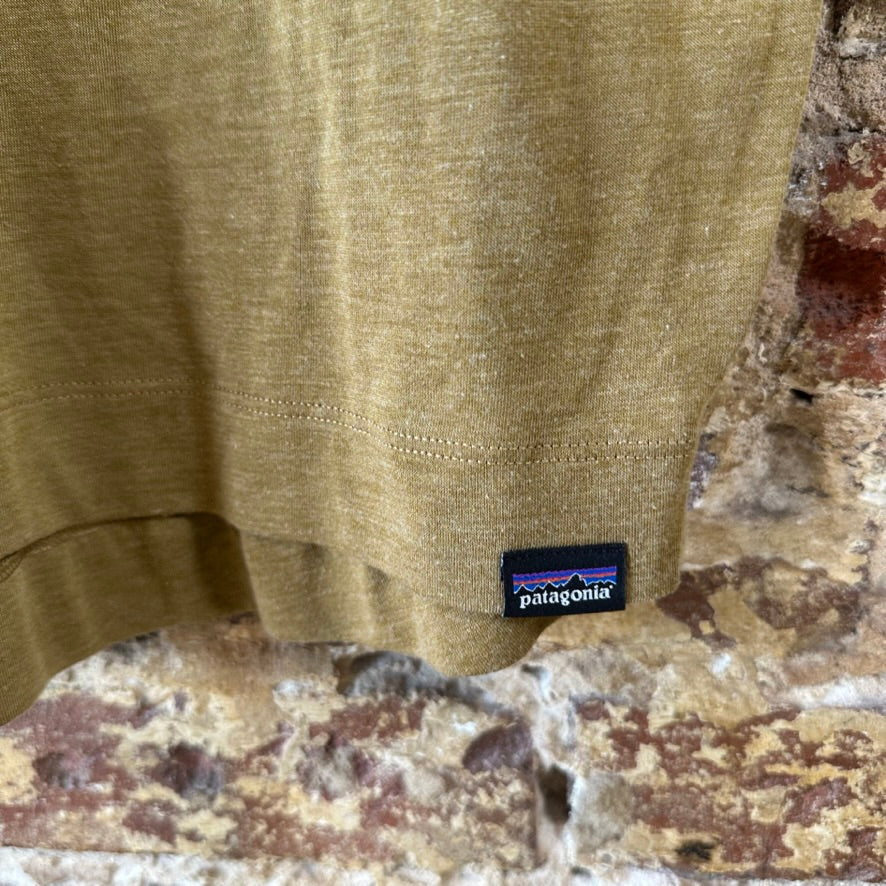 Patagonia Men's Small S/S Shirt