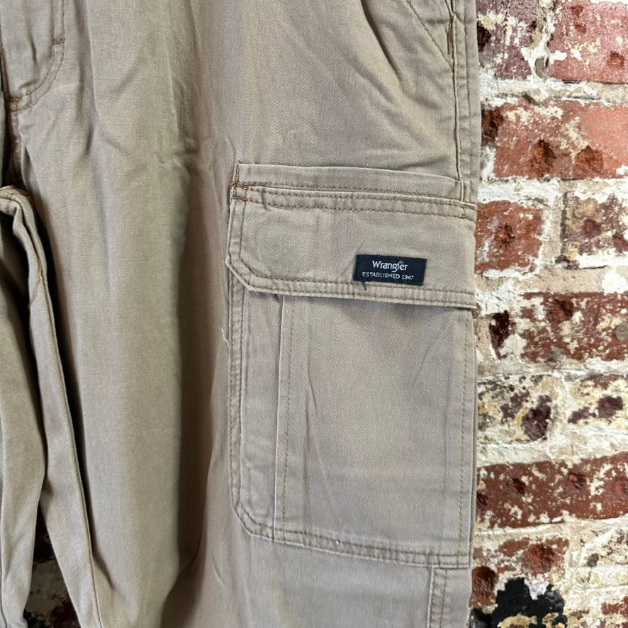 Wrangler Mens 36x34 Cargo Pants NEW