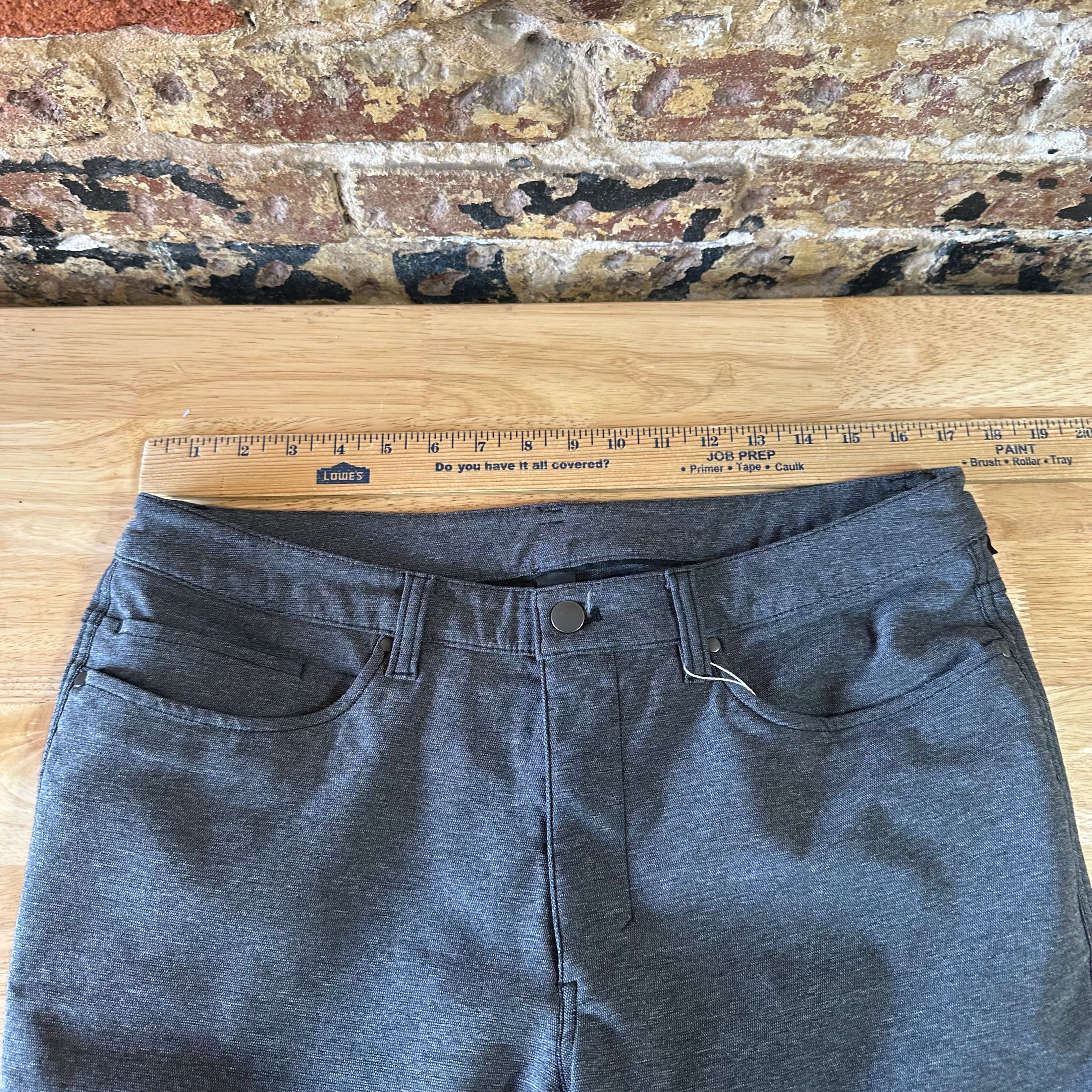 Lululemon Pants Size 34 Casual (measures 34x29) Gray