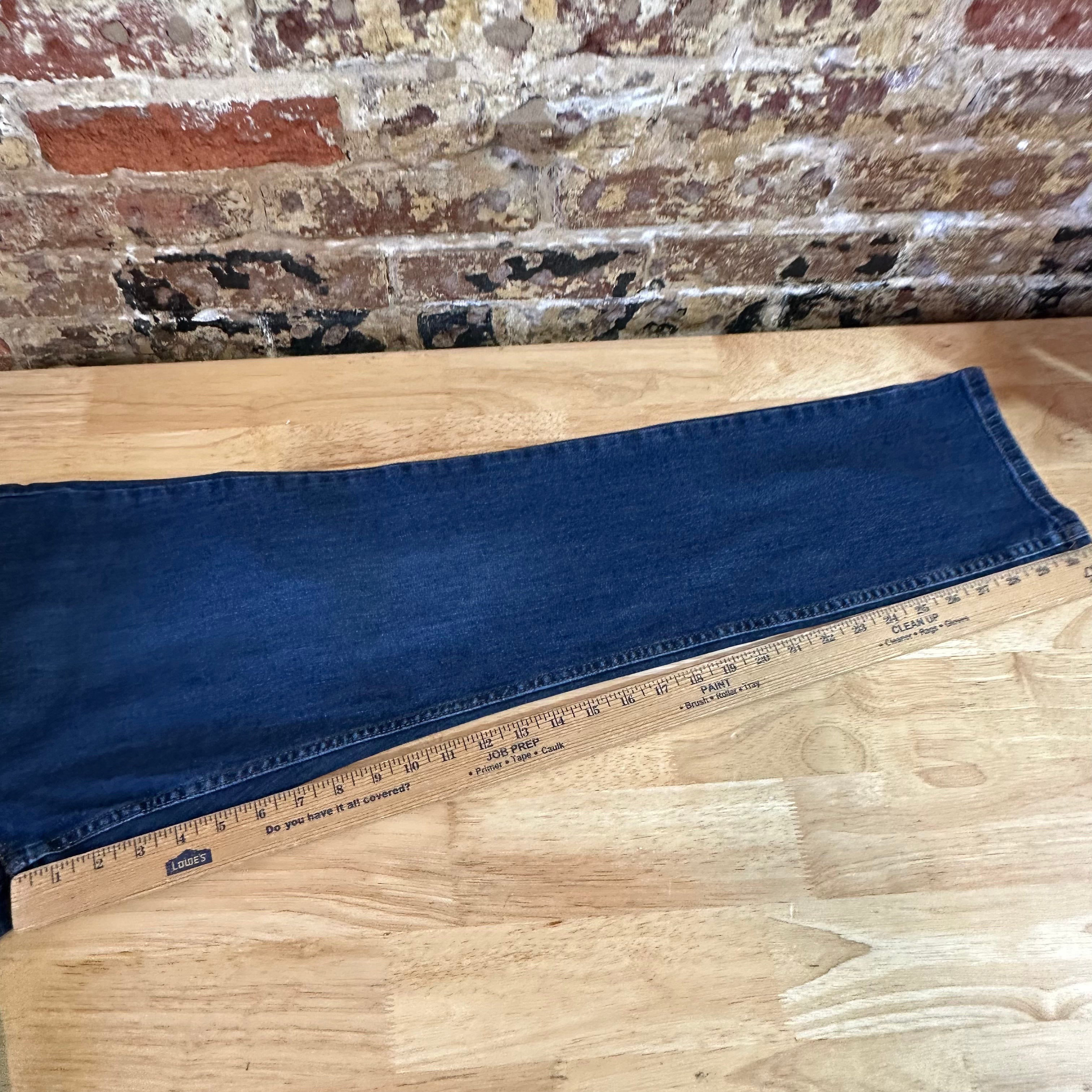 Carhartt Womens 10 Jeans NEW