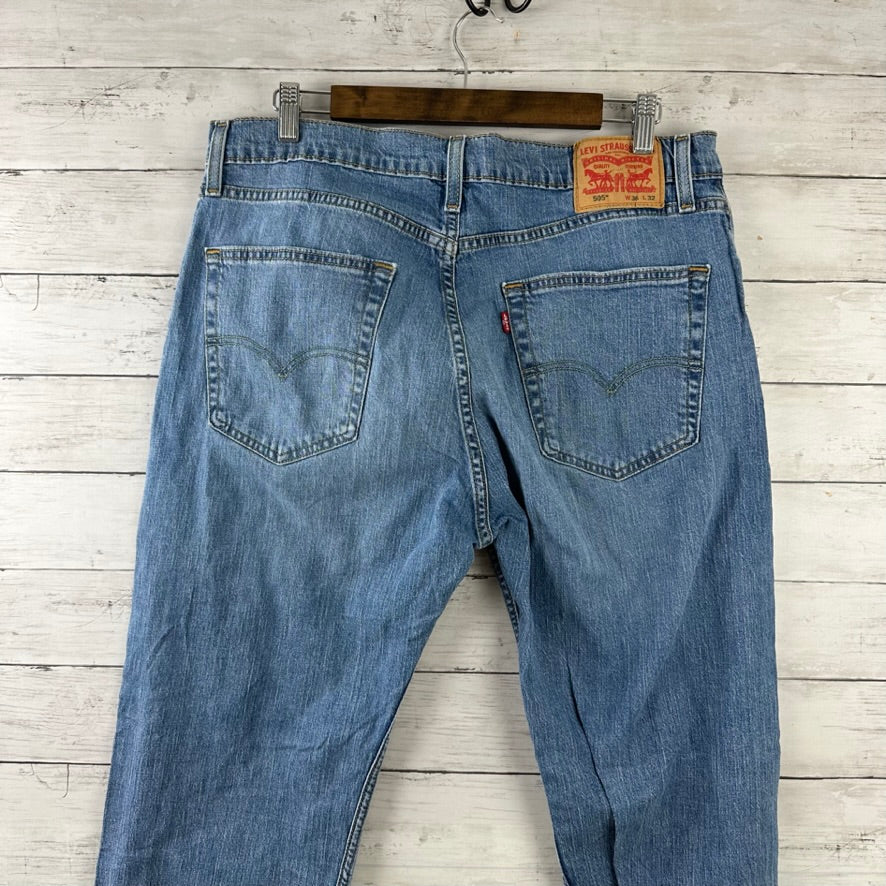 Levis 505 Jeans Mens 36x32 Regular Zip fly Blue denim Levi's