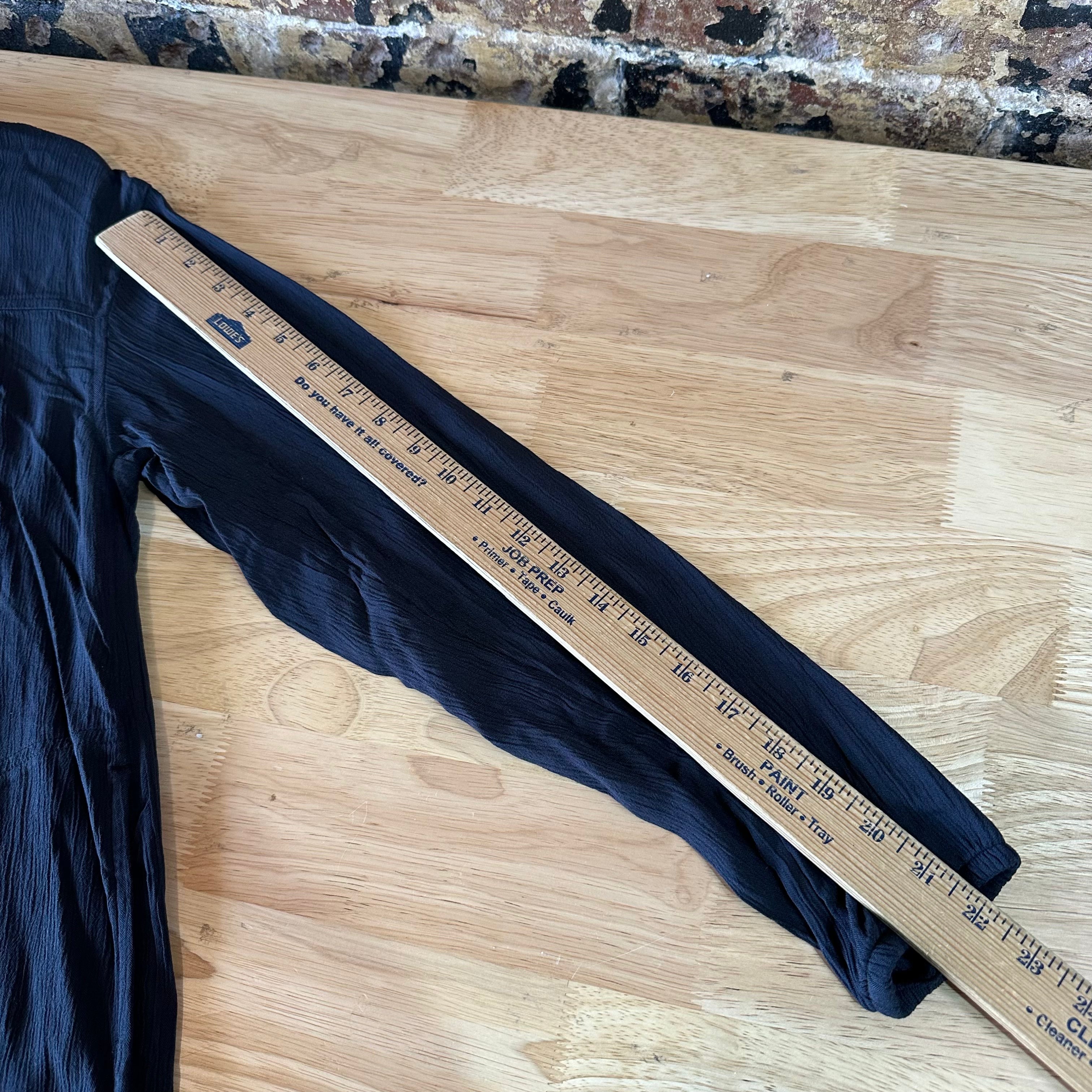 NWT PrAna Fernie Shirt Womens Small Black Crinkle Button Swim Cover Up Tunic Top