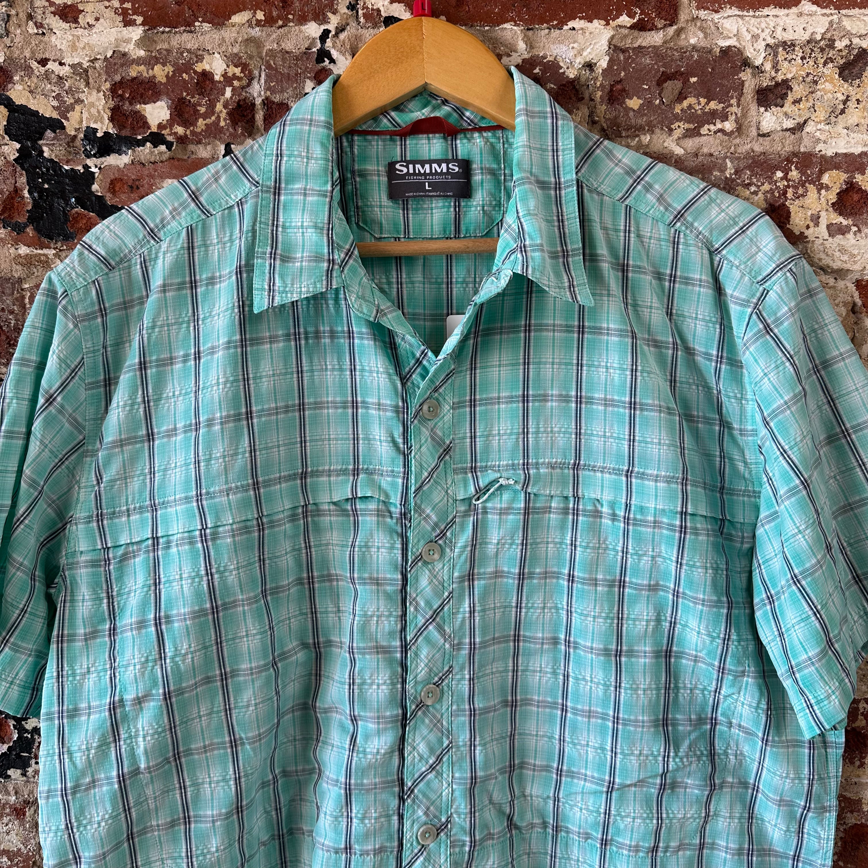Simms Mens Large Button Up Shirt