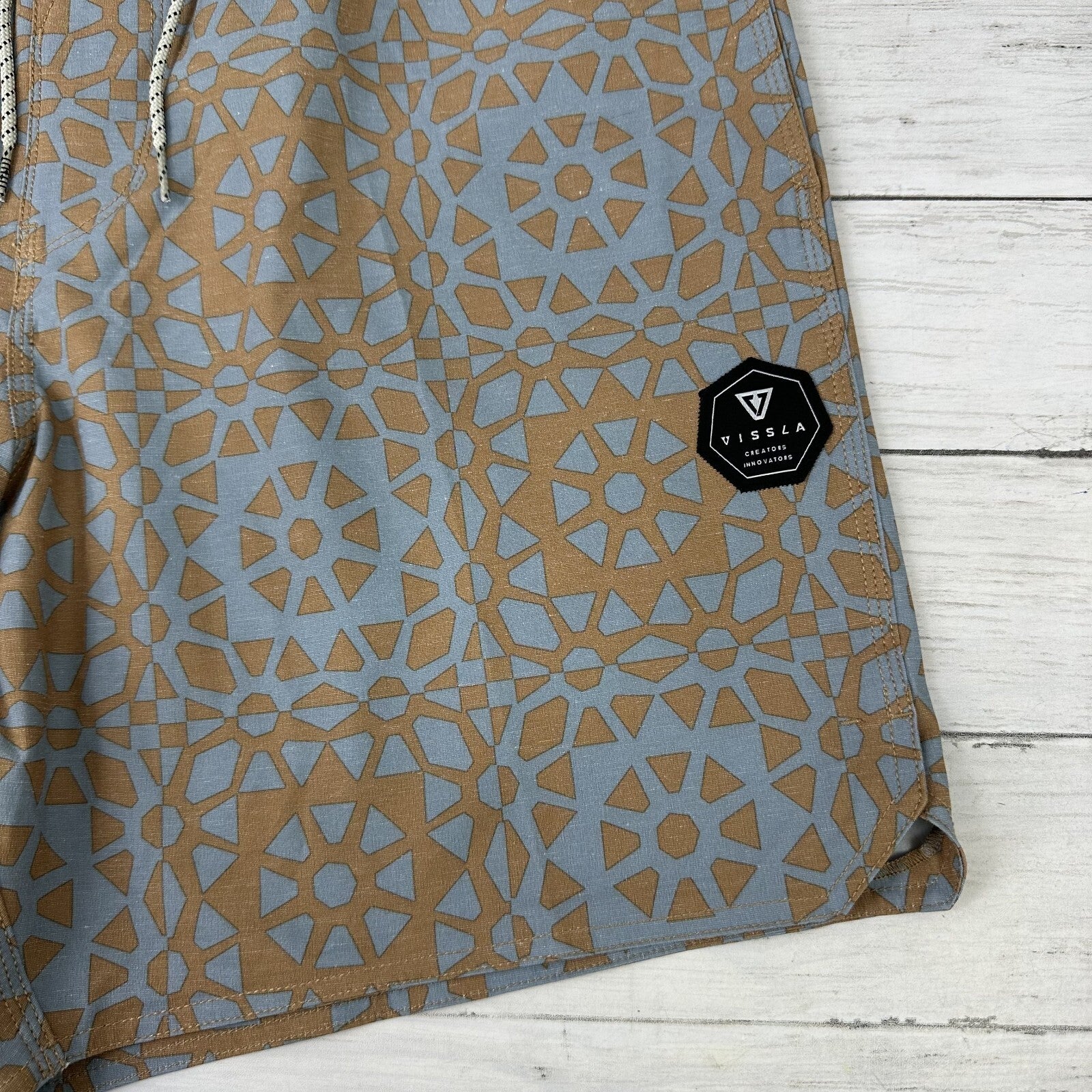 Vissla aloha and adios Ecolastic mens board shorts size 2XL XXL tan NEW